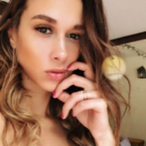 Meet your Posher, Viktoria